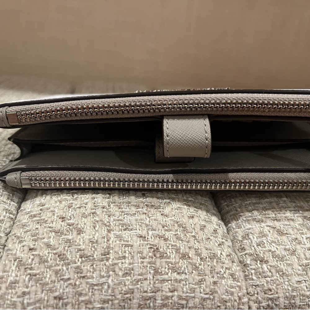 Michael Kors White Logo Slip-Ons and Wristlet - Picture 13 of 13
